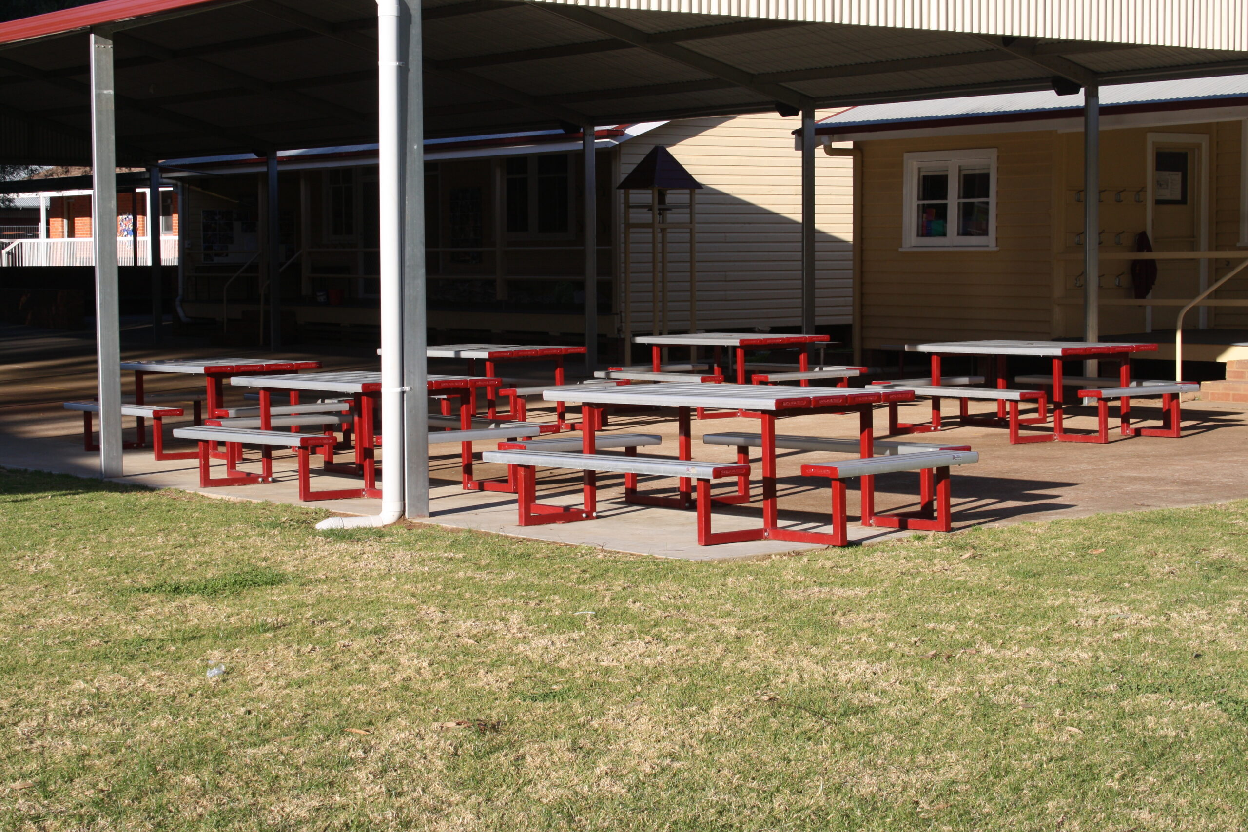 Super Seater Park Setting powder coated in Colorbond Manor Red