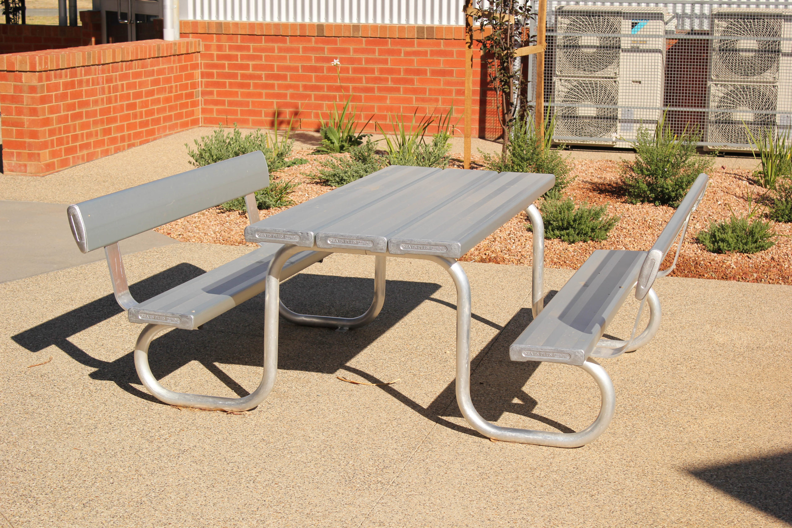 Plain Wheelchair Friendly Park Setting Back Rest